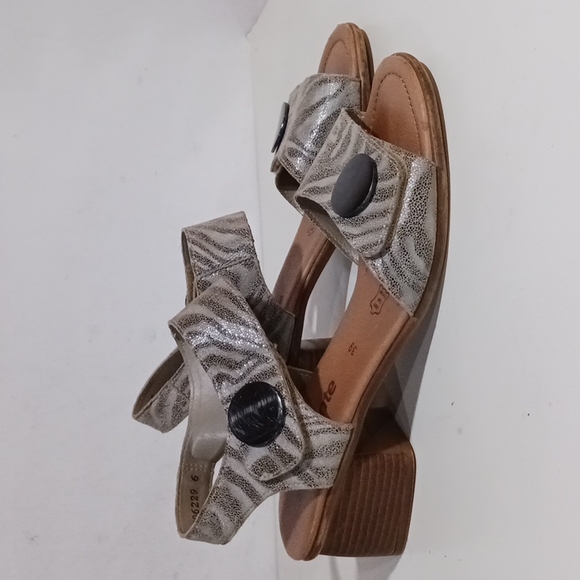 Remonte metallic tiger print sandals size 39 - Picture 3 of 16